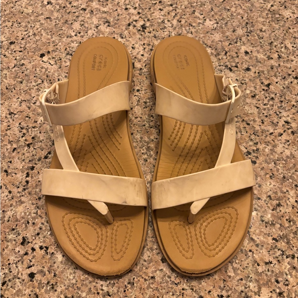 CROCS Cream Sandals Minimalist Slip-On Comfort